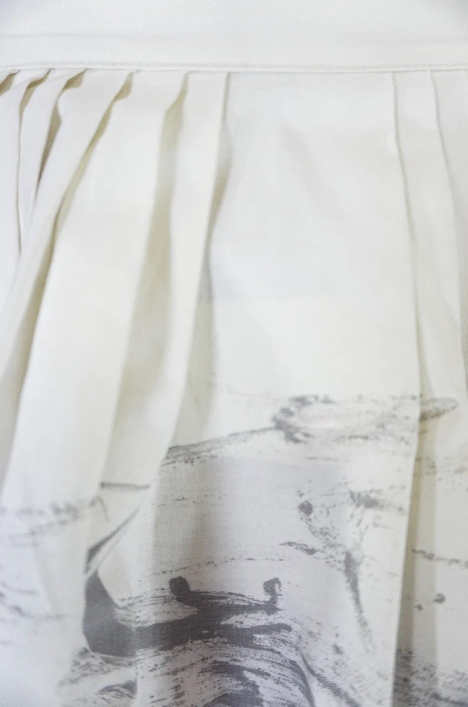 1950s Hand Painted Fishing Village Scene Cotton Skirt