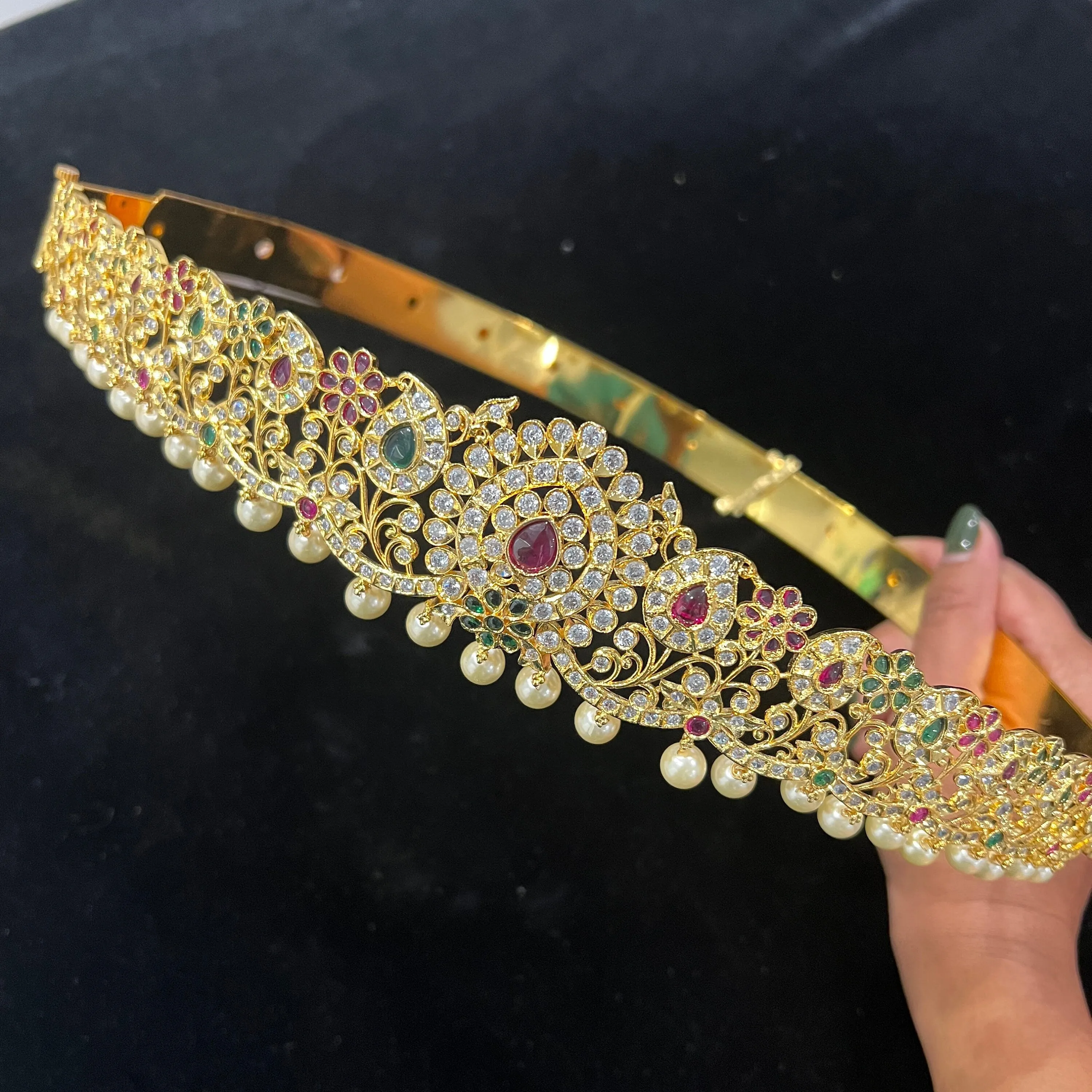 Adult size Vaddanam
