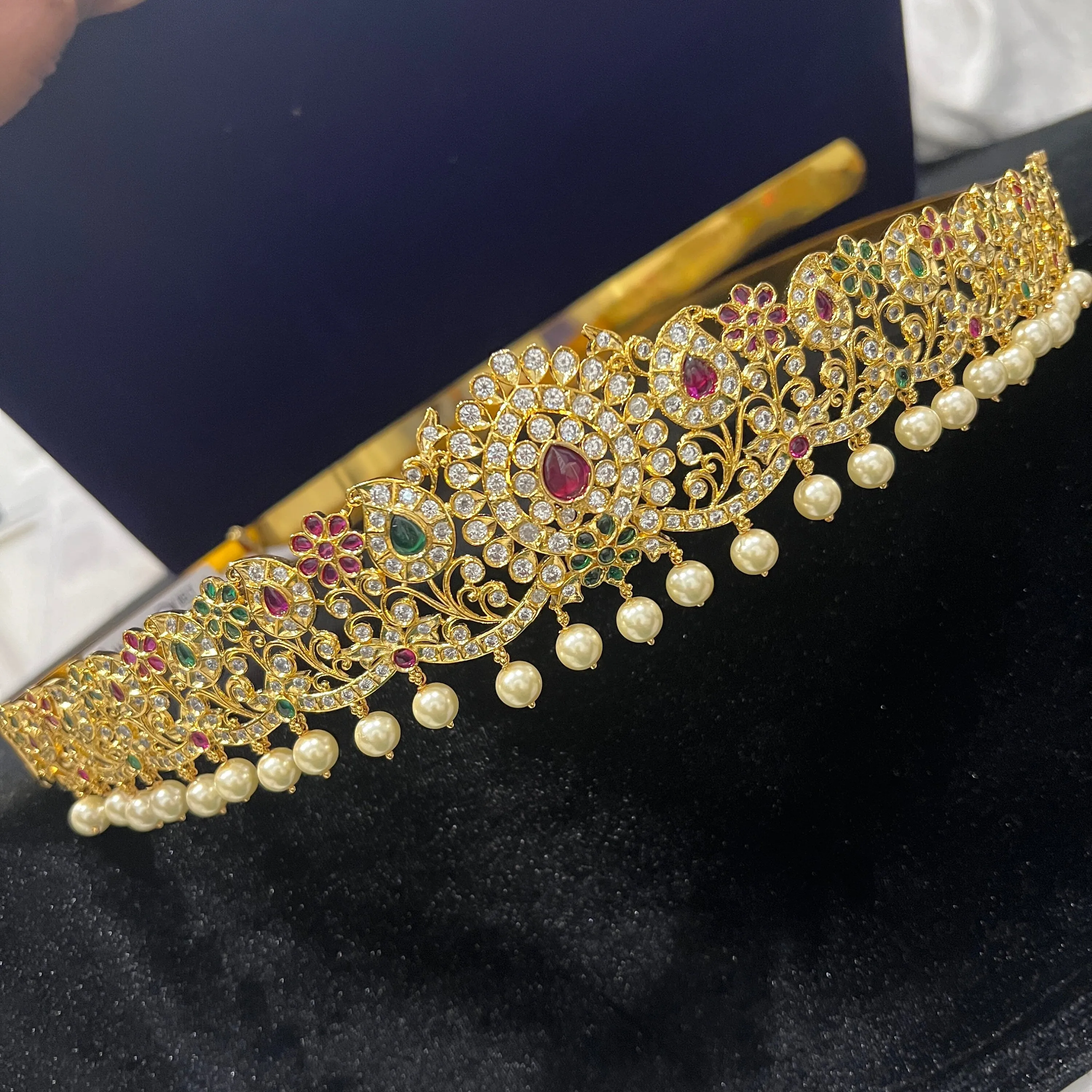 Adult size Vaddanam