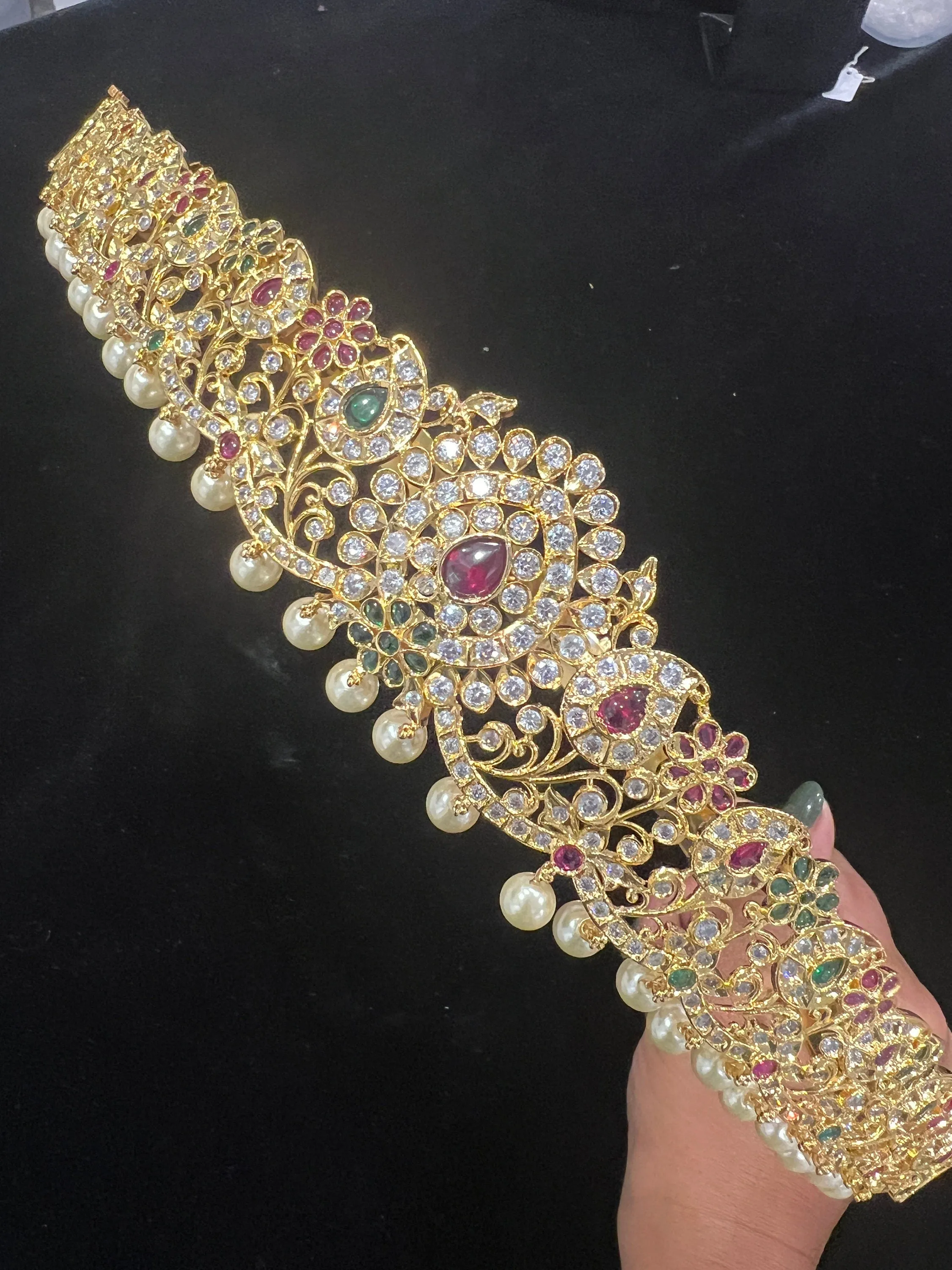 Adult size Vaddanam