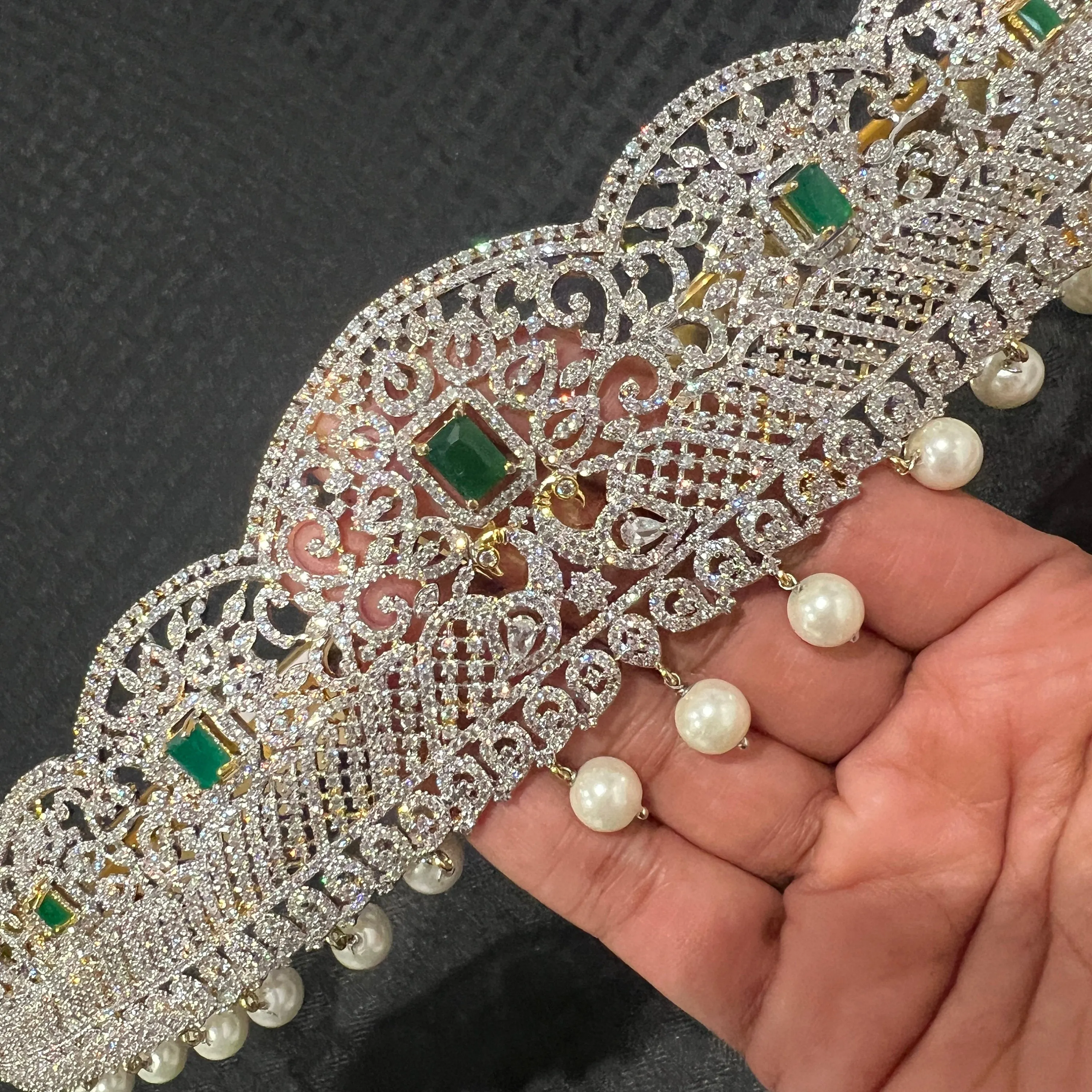 Adult size Vaddanam