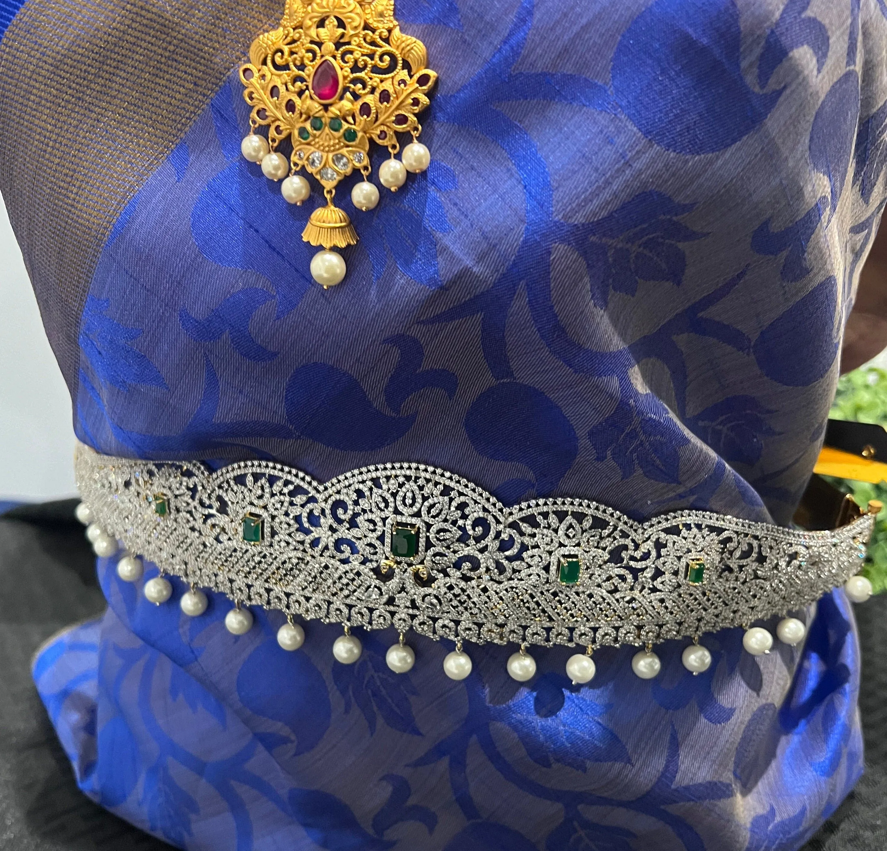 Adult size Vaddanam