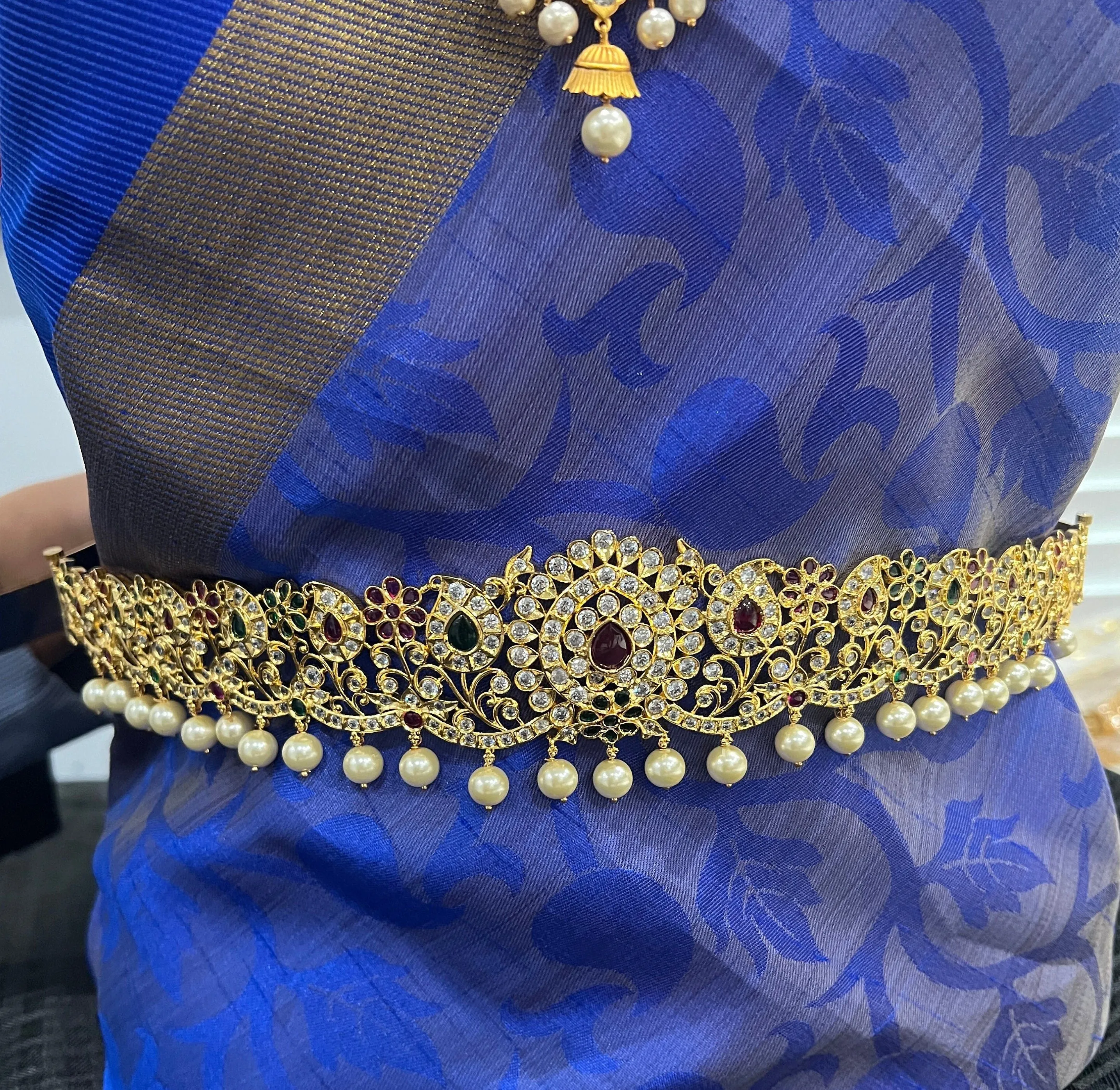 Adult size Vaddanam
