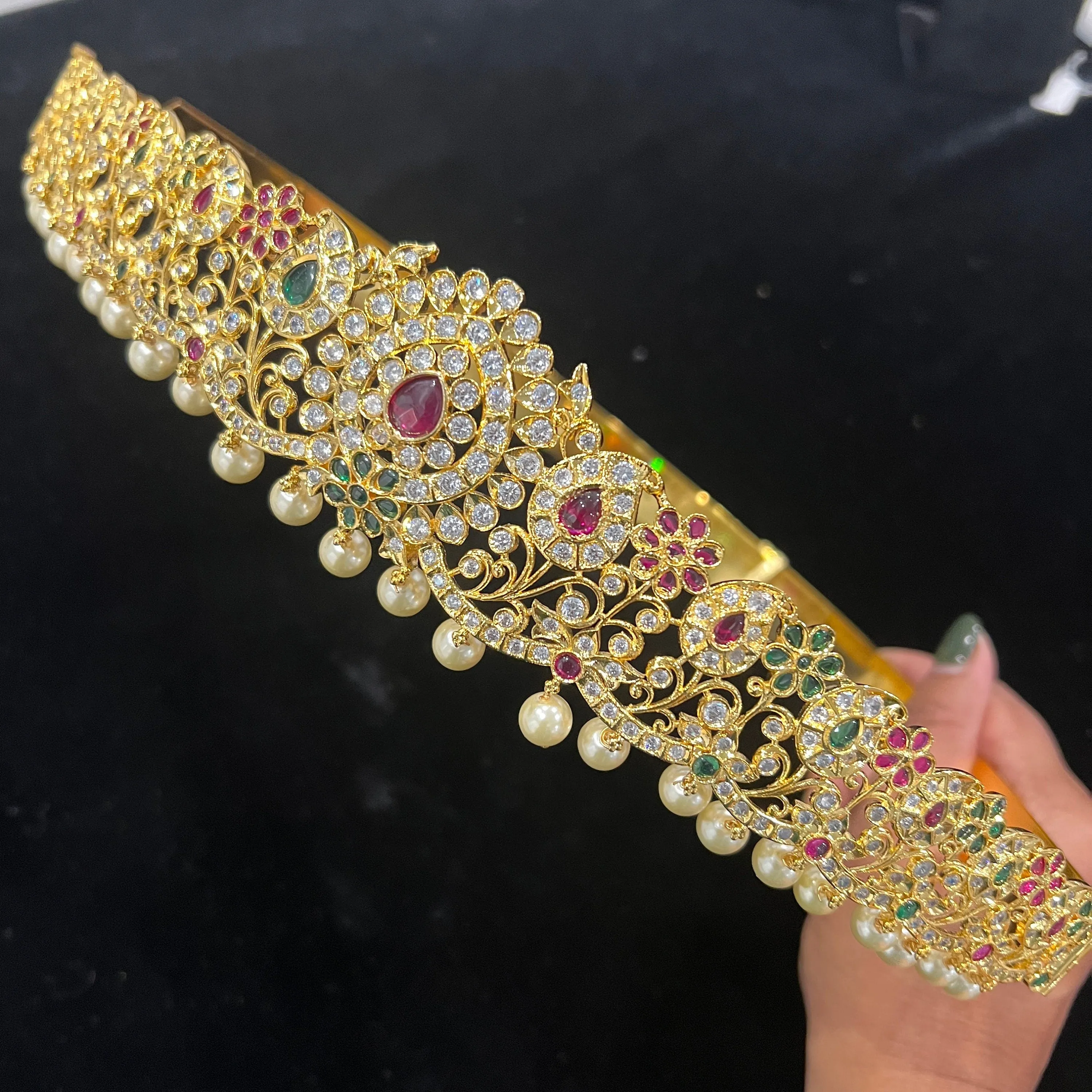 Adult size Vaddanam