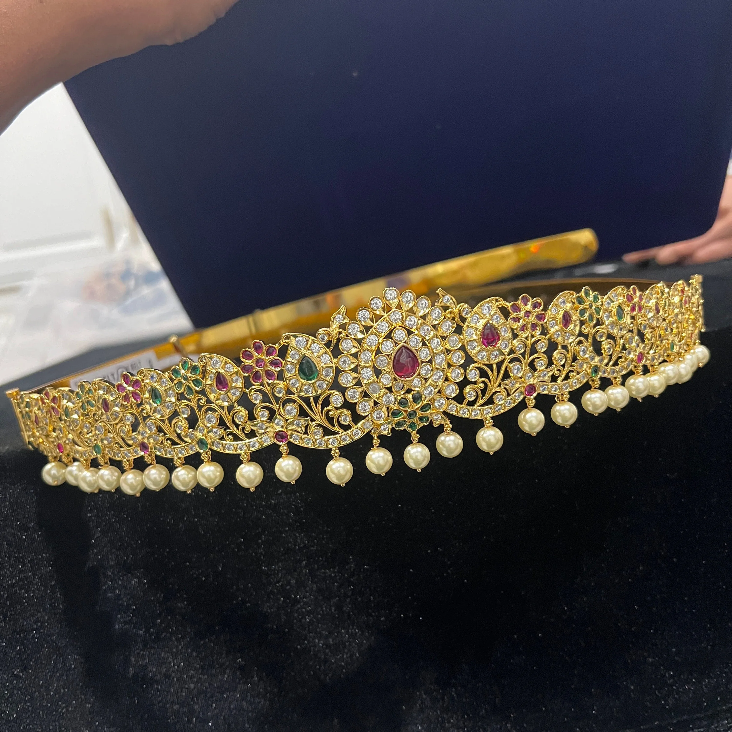 Adult size Vaddanam