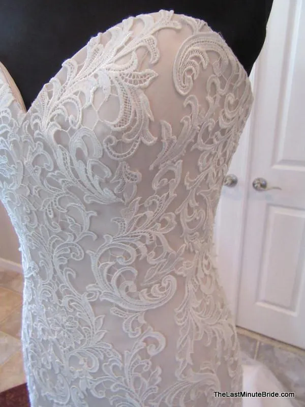 Allure Bridals 2709