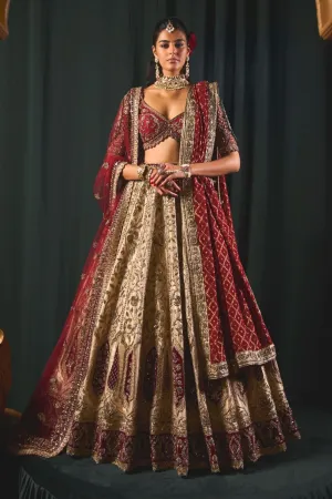Arous gold zari lehenga set