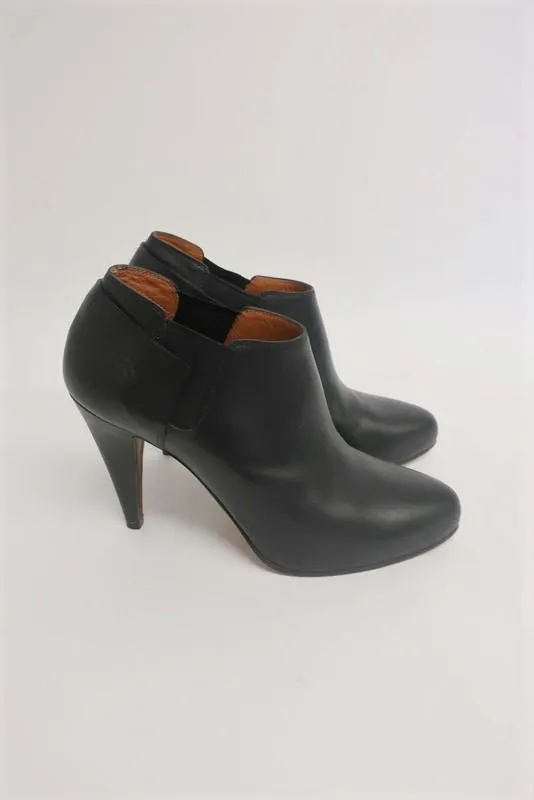Balenciaga Booties Black Leather Size 37 High Heel Ankle Boots