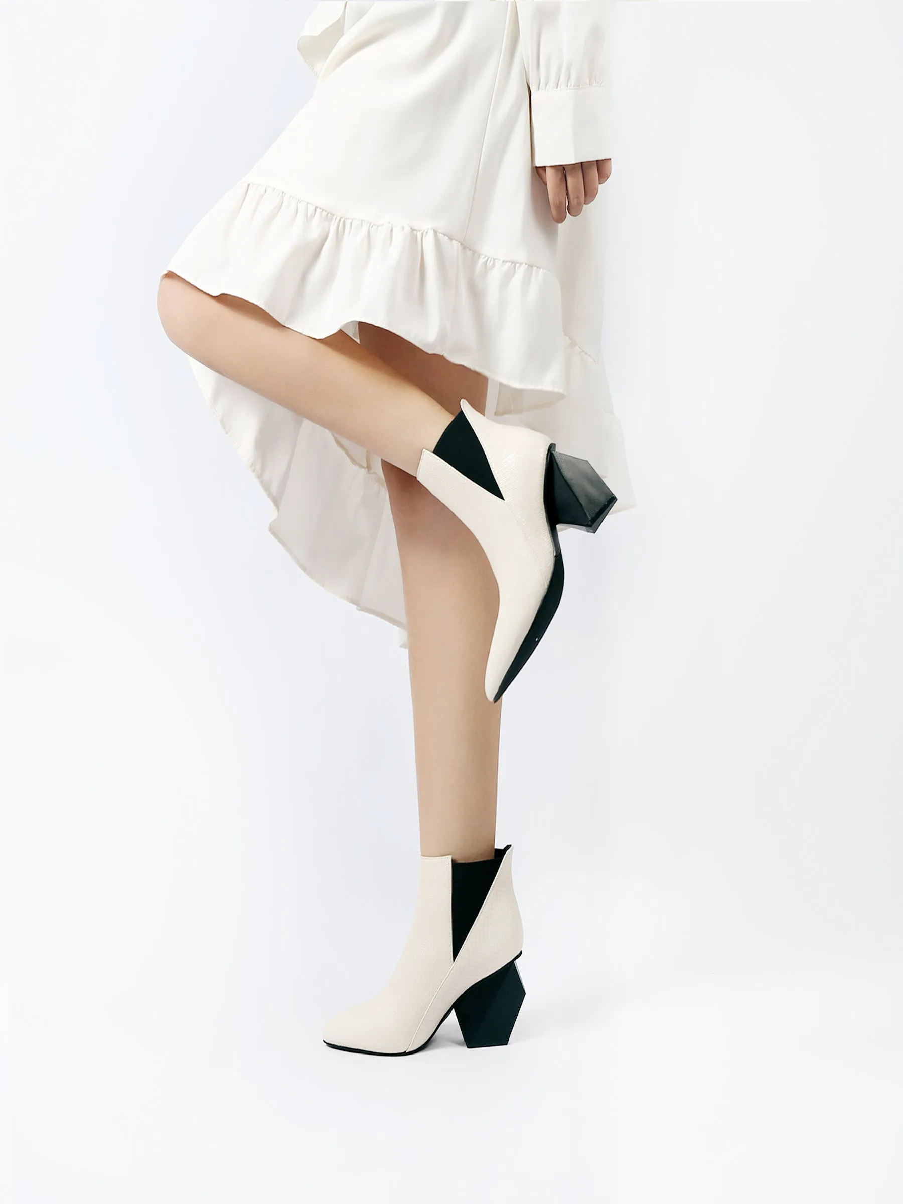 Block Heel Leather Ankle Bootie - Ivory