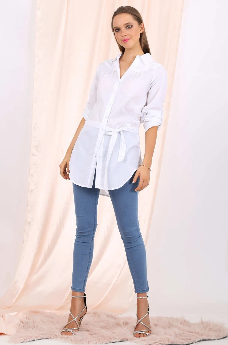 Callie long shirt in white
