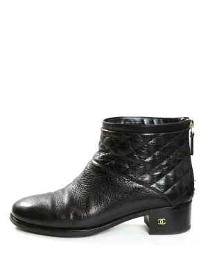 Chanel Black Quilted Leather Ankle Booties sz 38.5