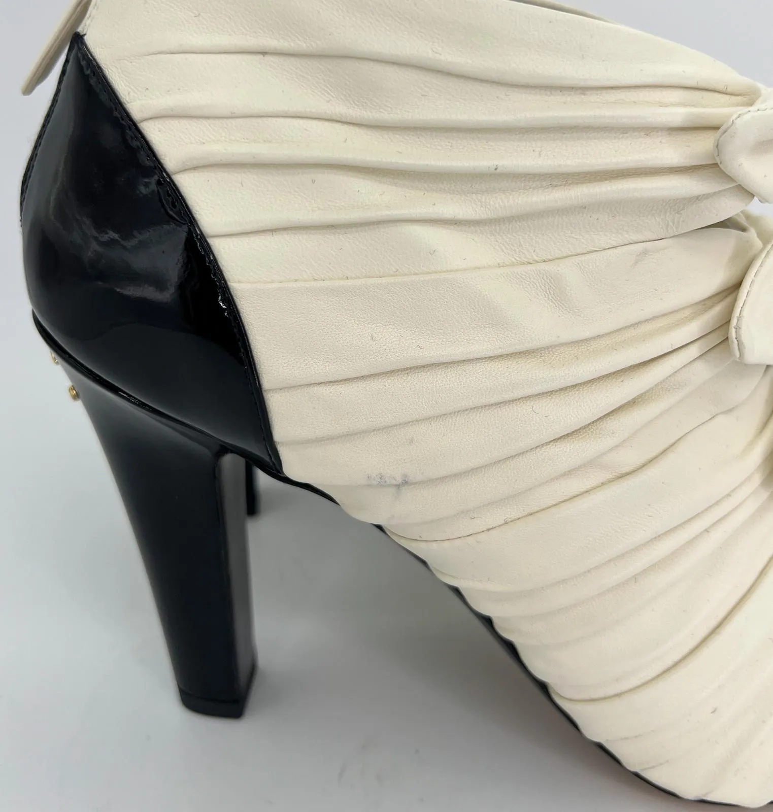 CHANEL Ivory Bow Detail CC Logo Ruched Ankle Booties Size EU40