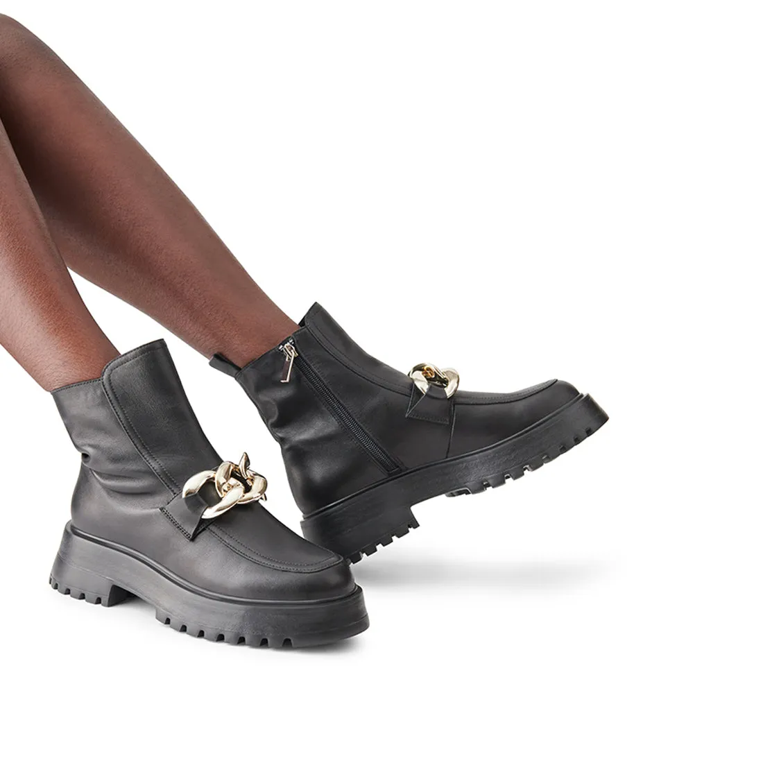 CLEO BLACK LEATHER - SM REBOOTED