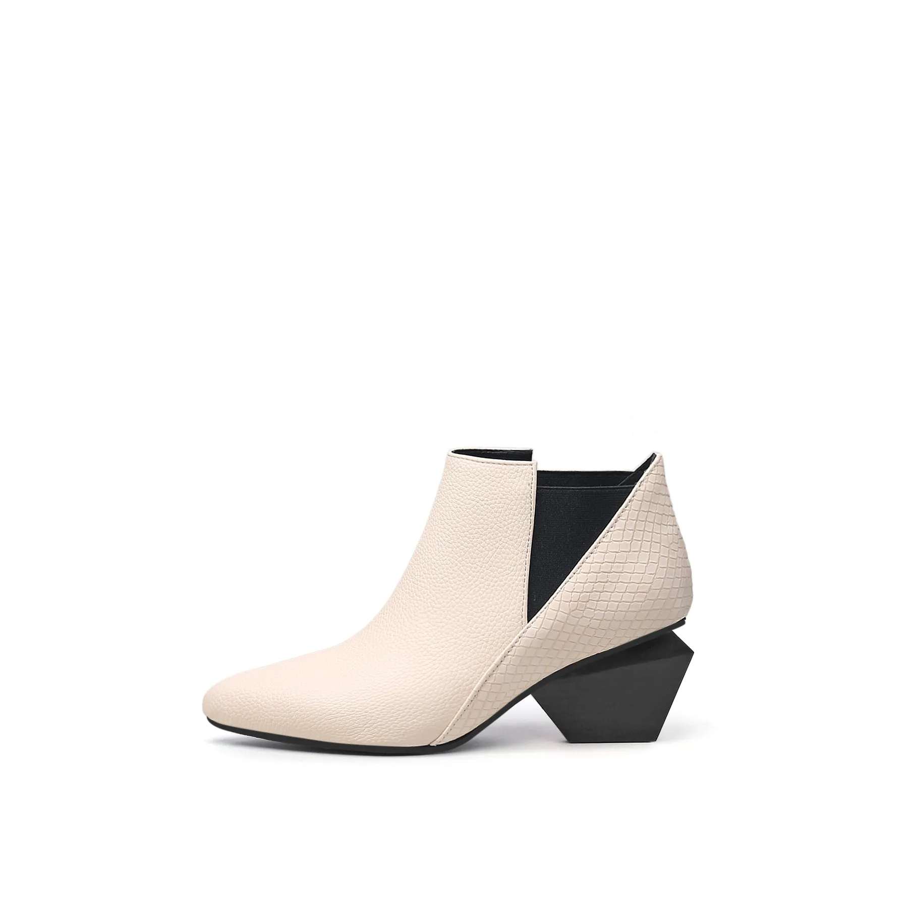 Diamond Heel Leather Ankle Bootie - Ivory