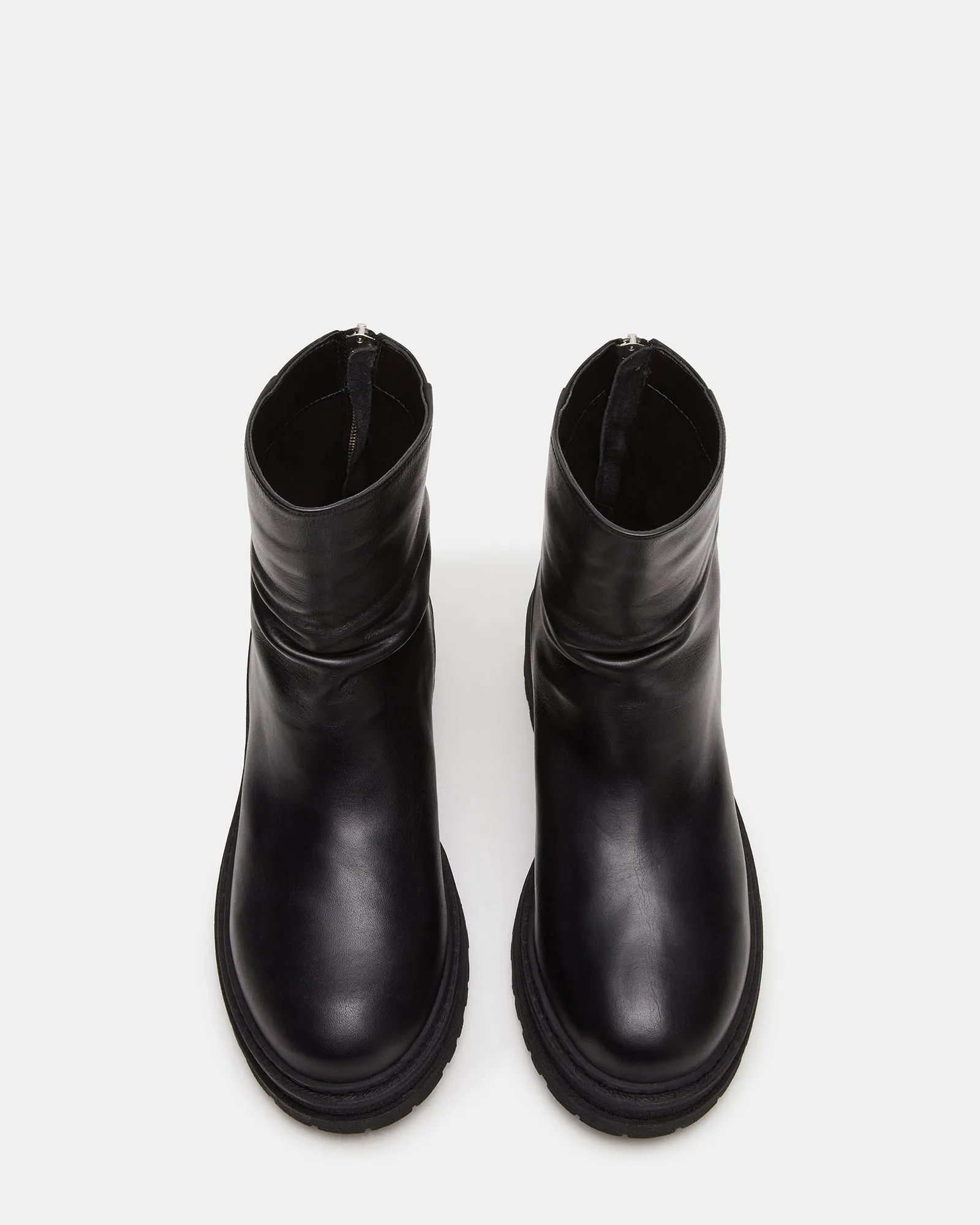 ESSENTIAL BLACK LEATHER