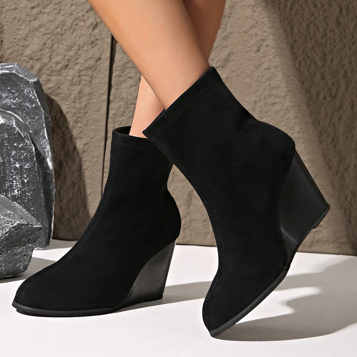 Fashion Thick-soled Boots, Winter Suede Height-increasing Warm Solid Ankle Wedges