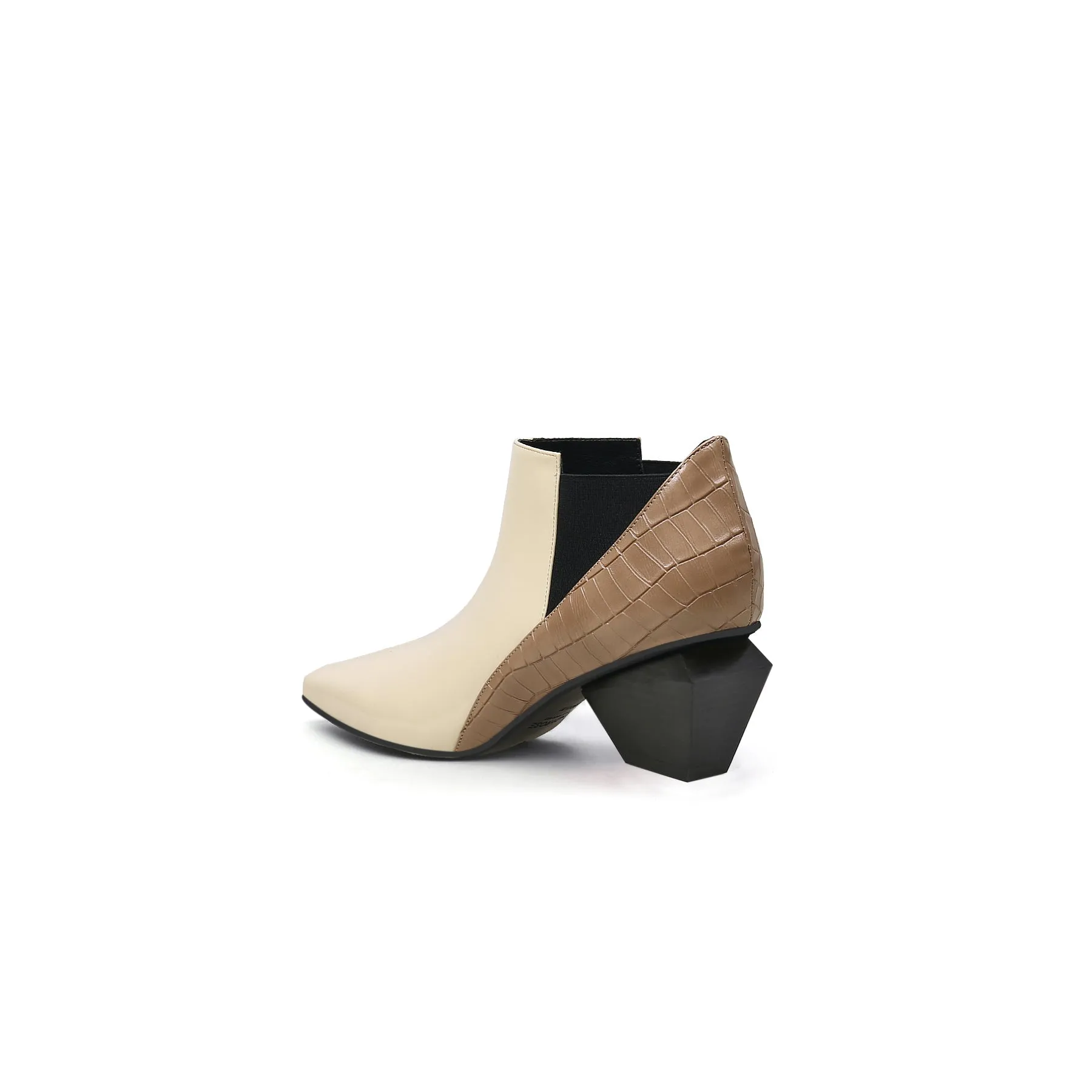 Geometry-Heel Leather Ankle Boot Beige