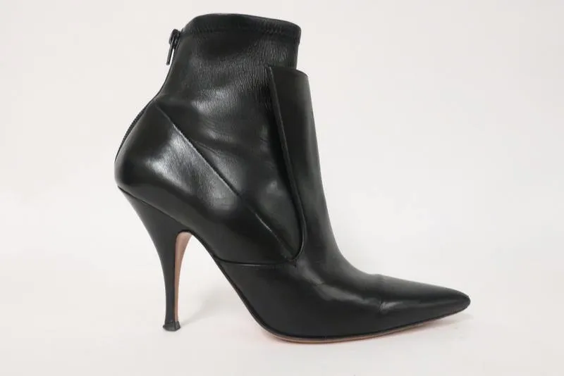 Givenchy Infinity Ankle Boots Black Layered Leather Size 37 Pointed Toe Booties