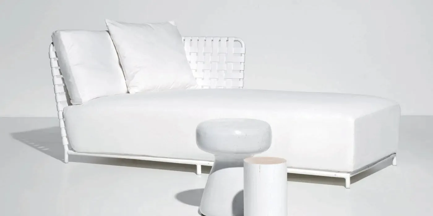 InOut 820 L-R Outdoor Daybed