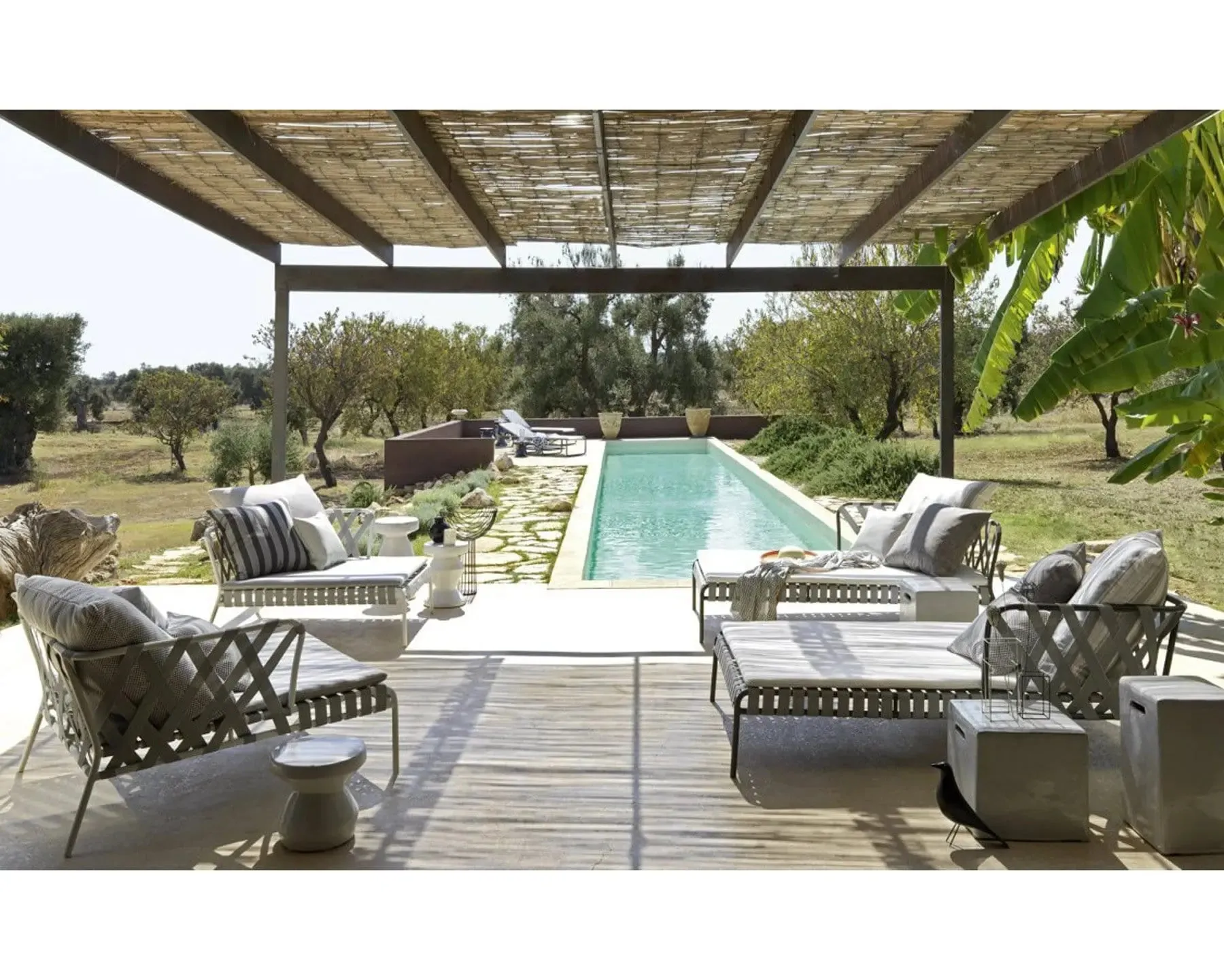 InOut 858 L-R Chaise Lounge