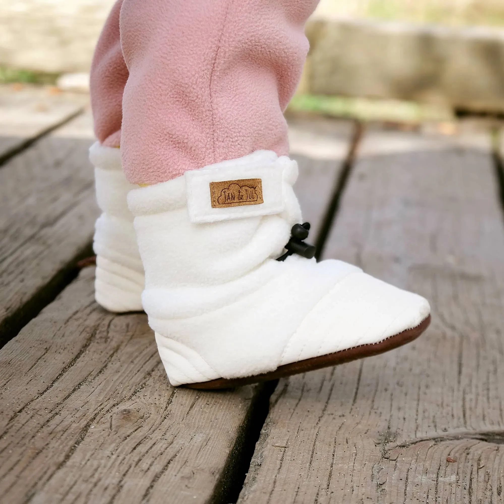 Jan & Jul Baby Stay-Put Cozy Booties