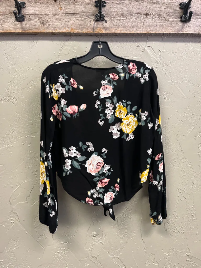LA HEARTS TIE FRONT TOP