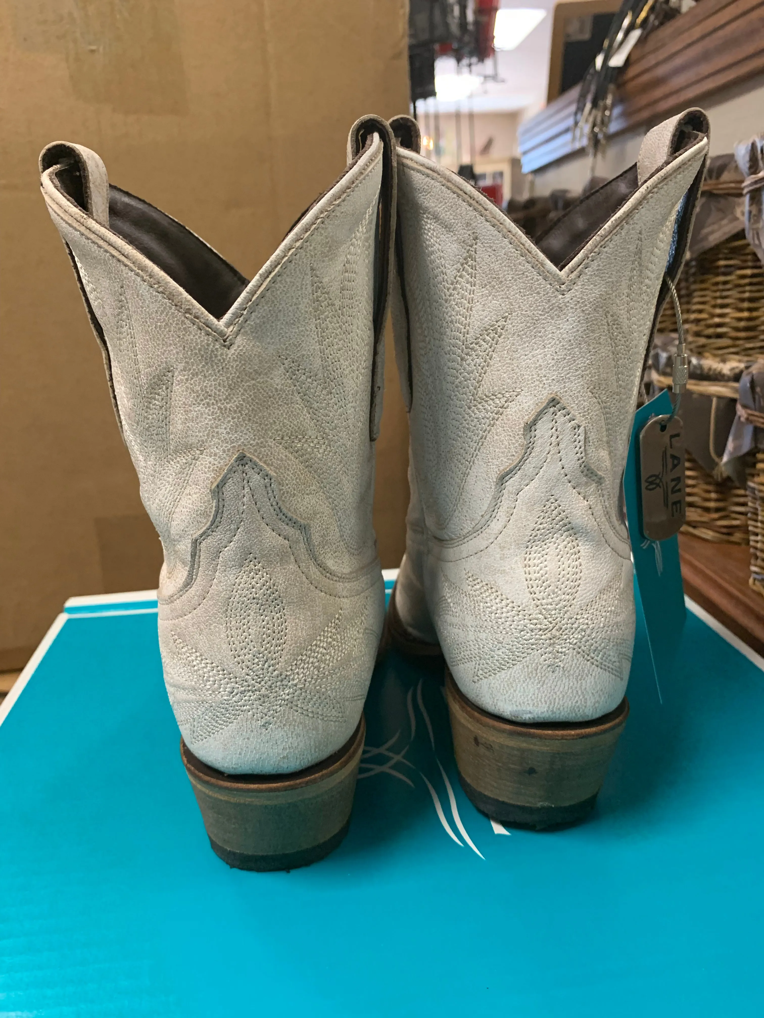 LANE WOMEN'S LEXINGTON WESTERN BOOTIES - SNIP TOE