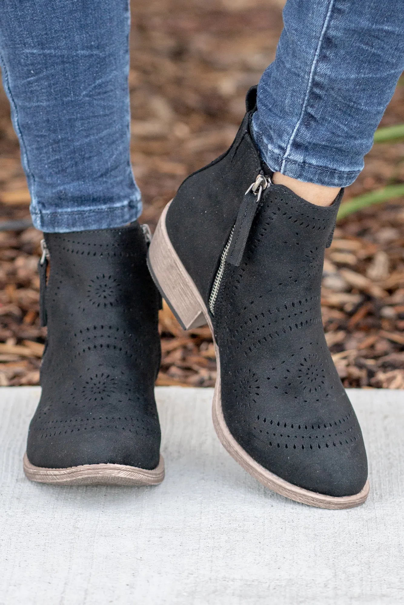 Lisette Ankle Boots - Black