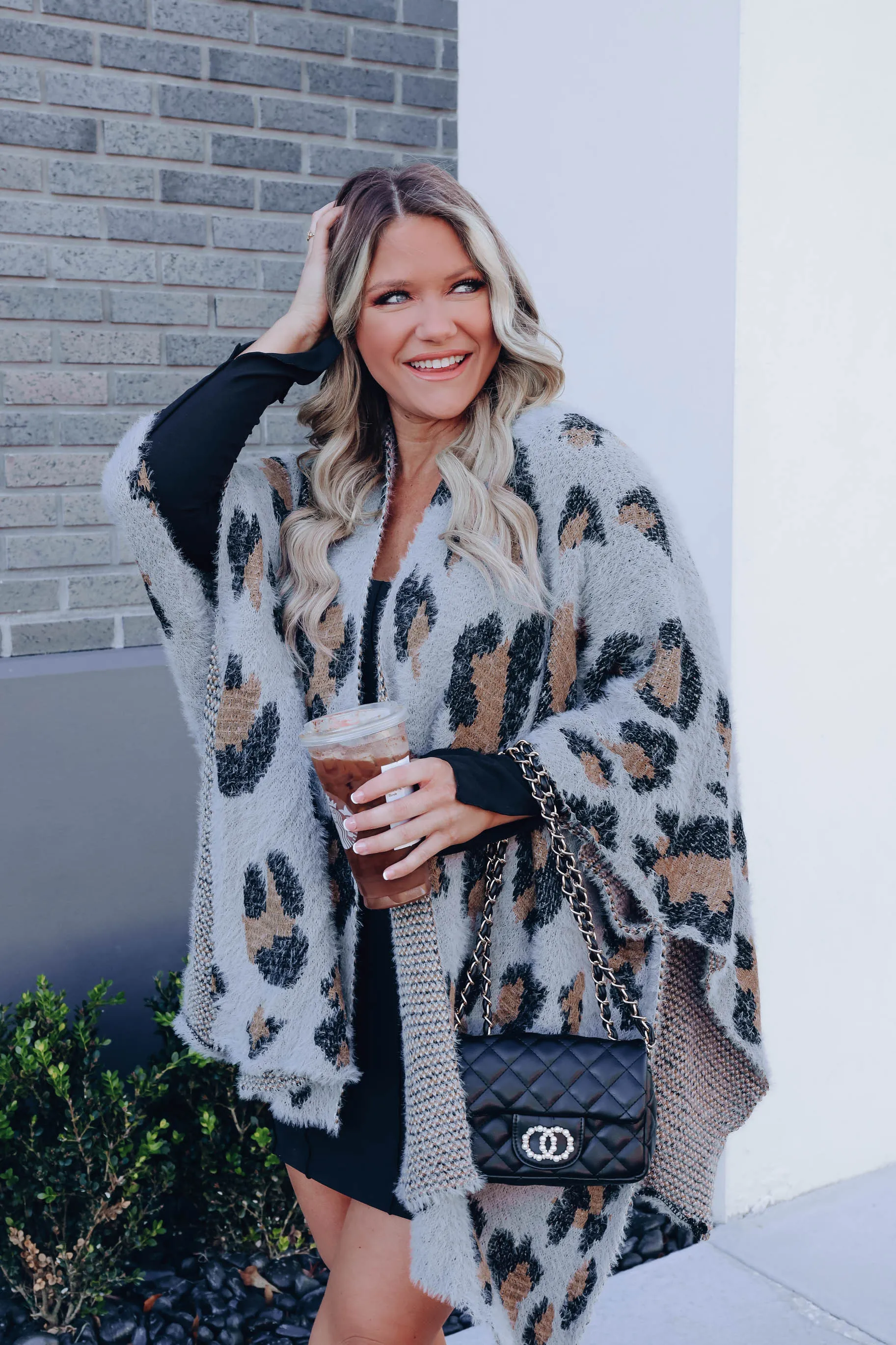 Luling Plush Leopard Kimono - Grey