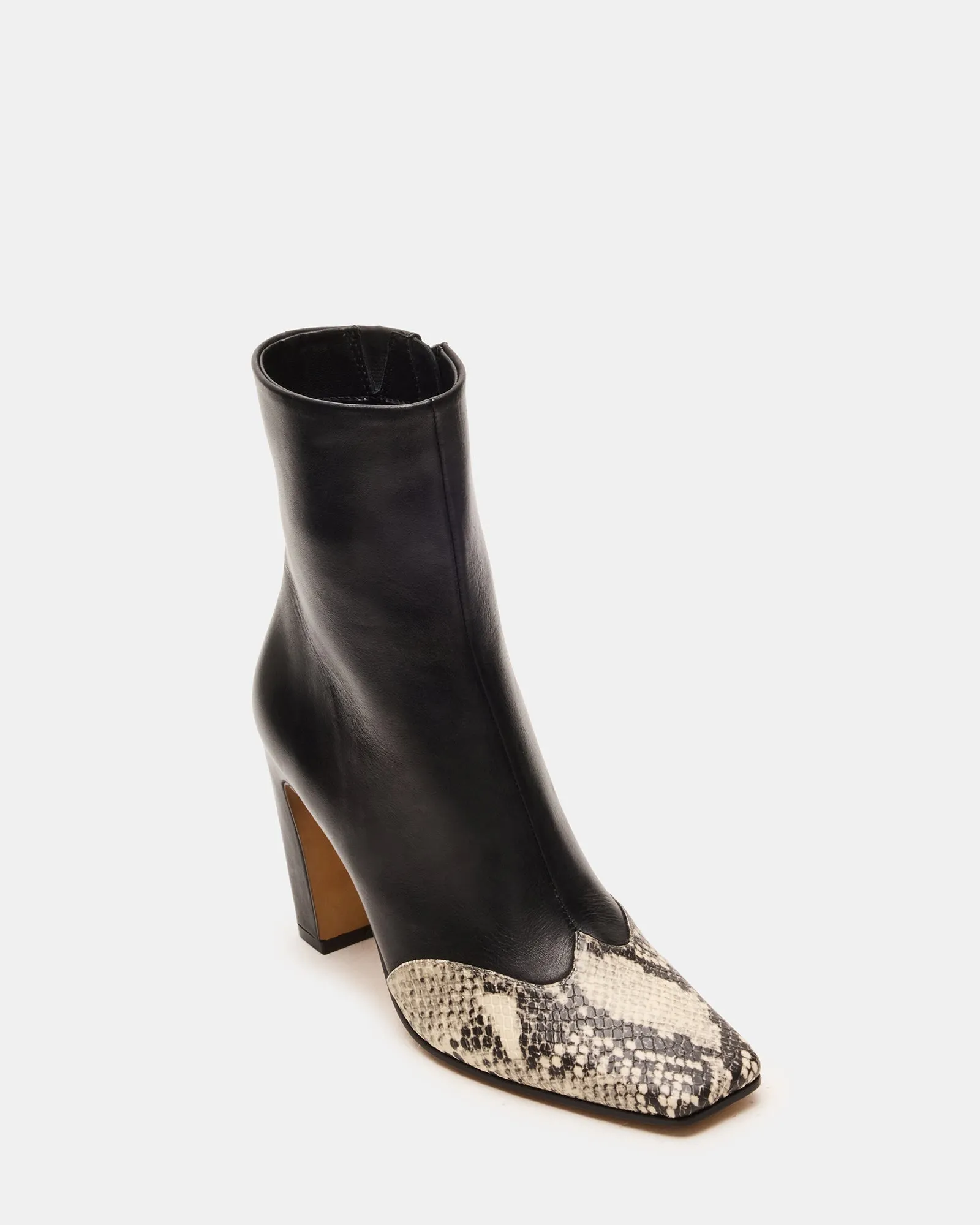 LYLE BLACK LEATHER WITH SNAKE
