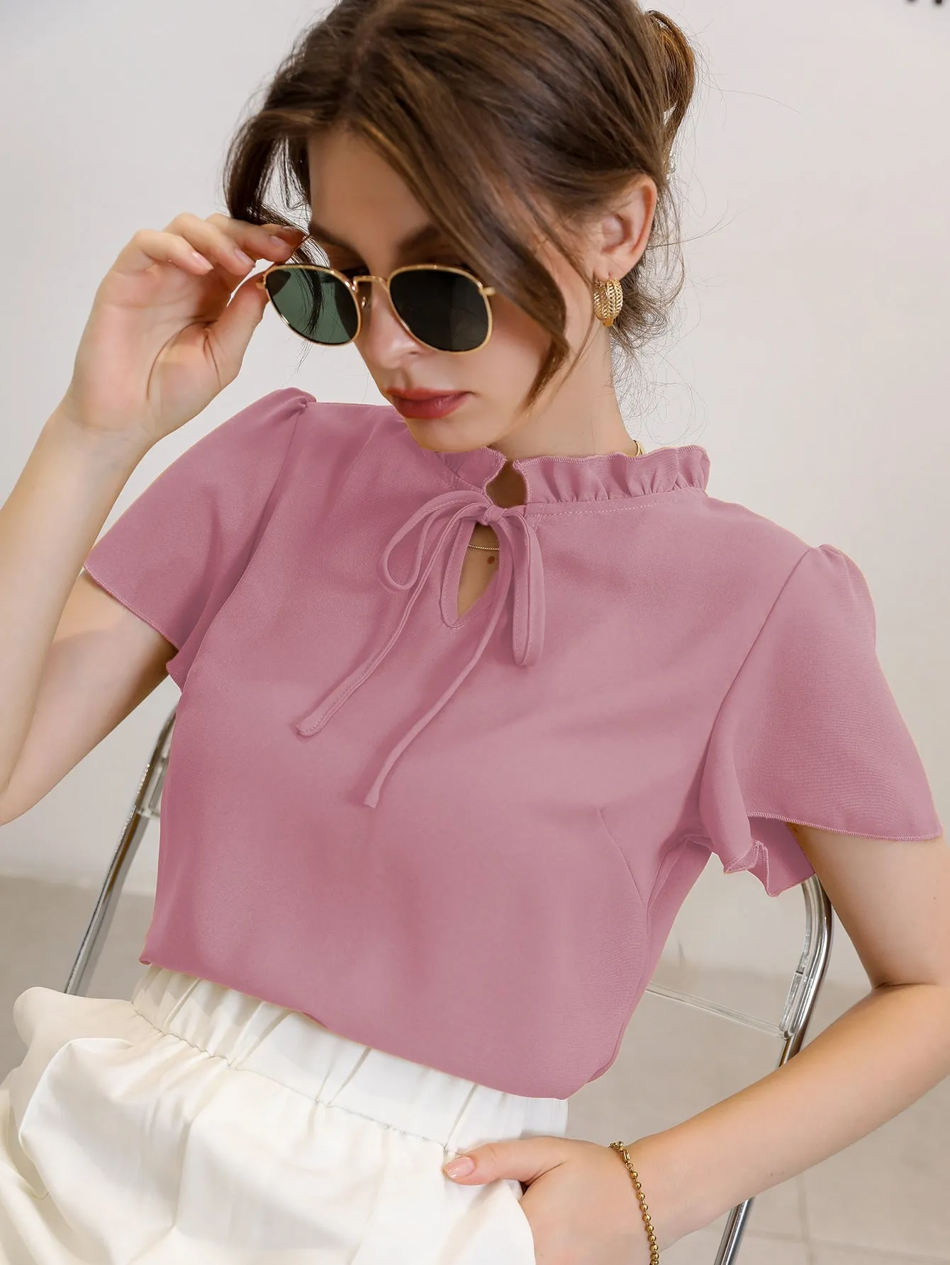 Modely Tie Neck Puff Sleeve Blouse
