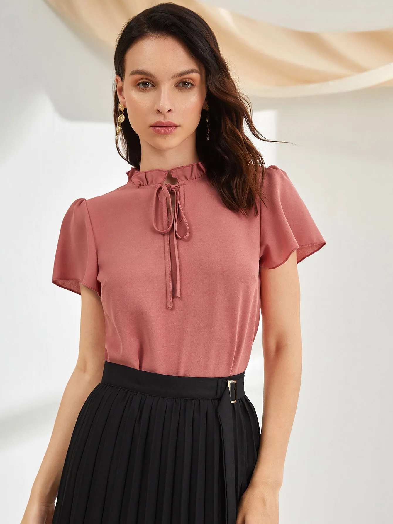 Modely Tie Neck Puff Sleeve Blouse
