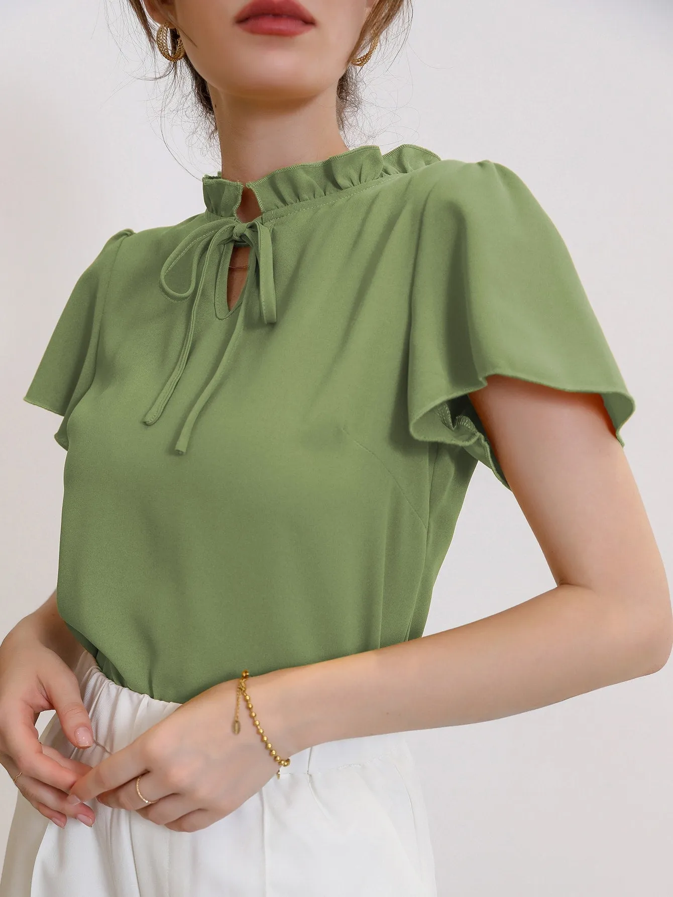 Modely Tie Neck Puff Sleeve Blouse
