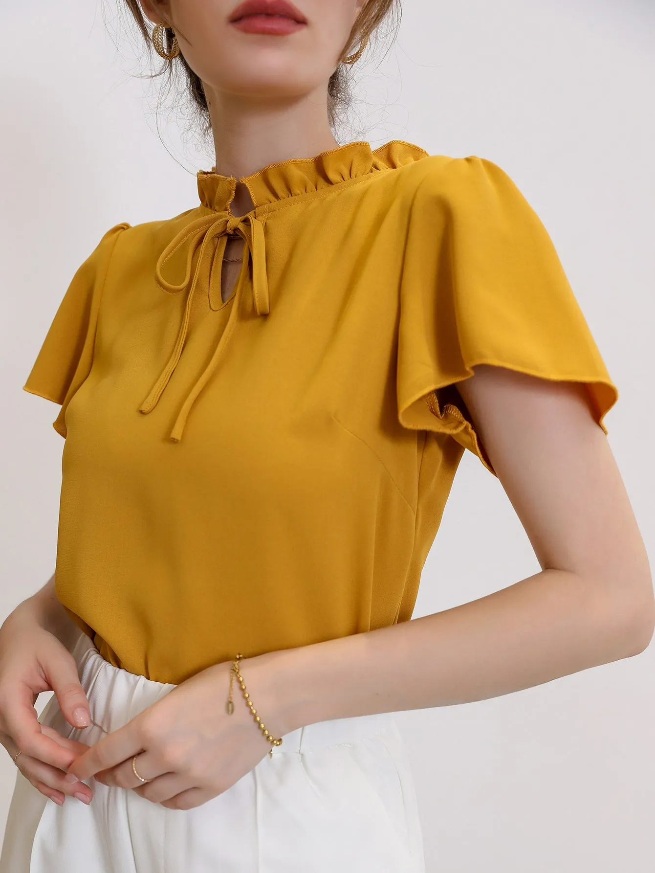 Modely Tie Neck Puff Sleeve Blouse