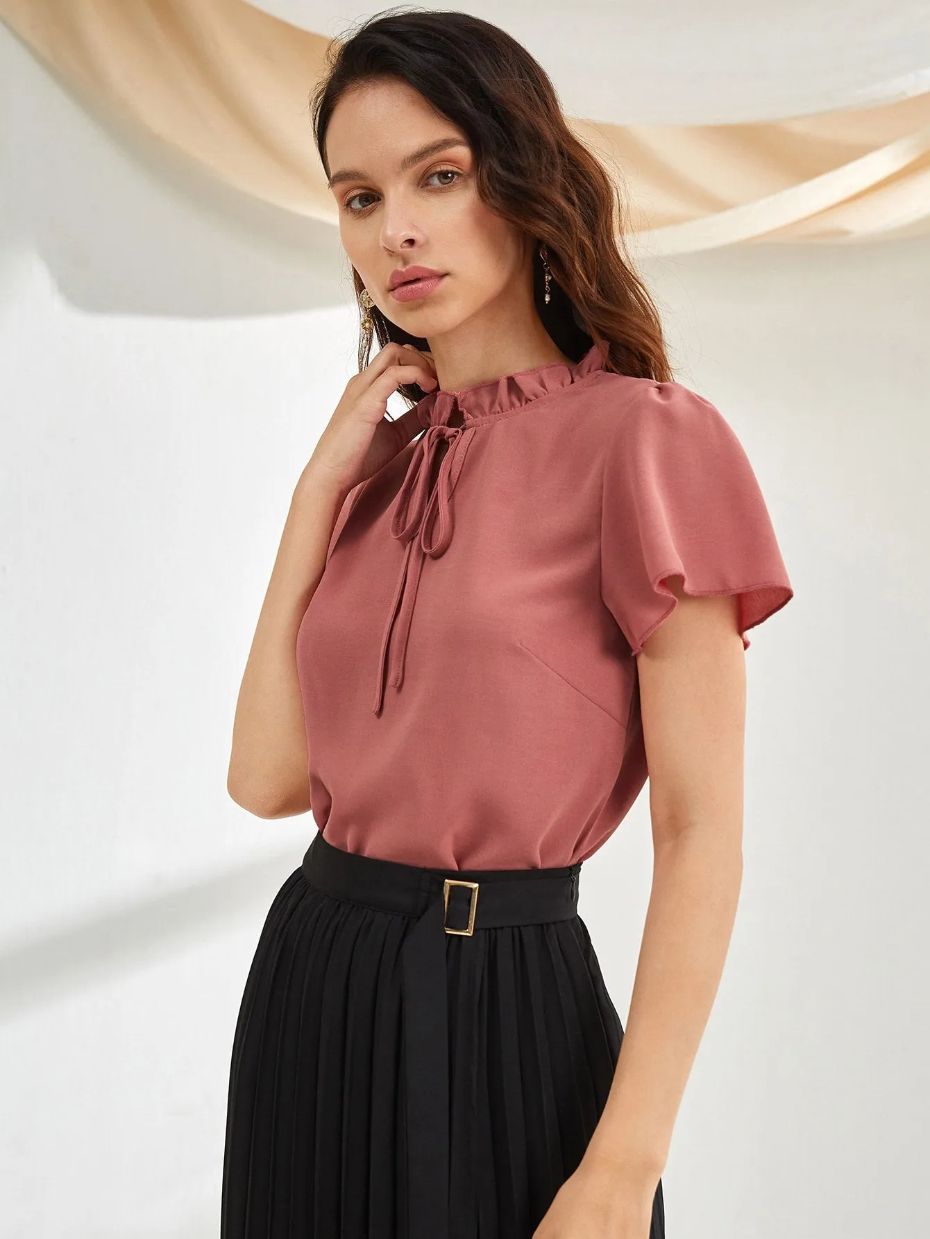 Modely Tie Neck Puff Sleeve Blouse