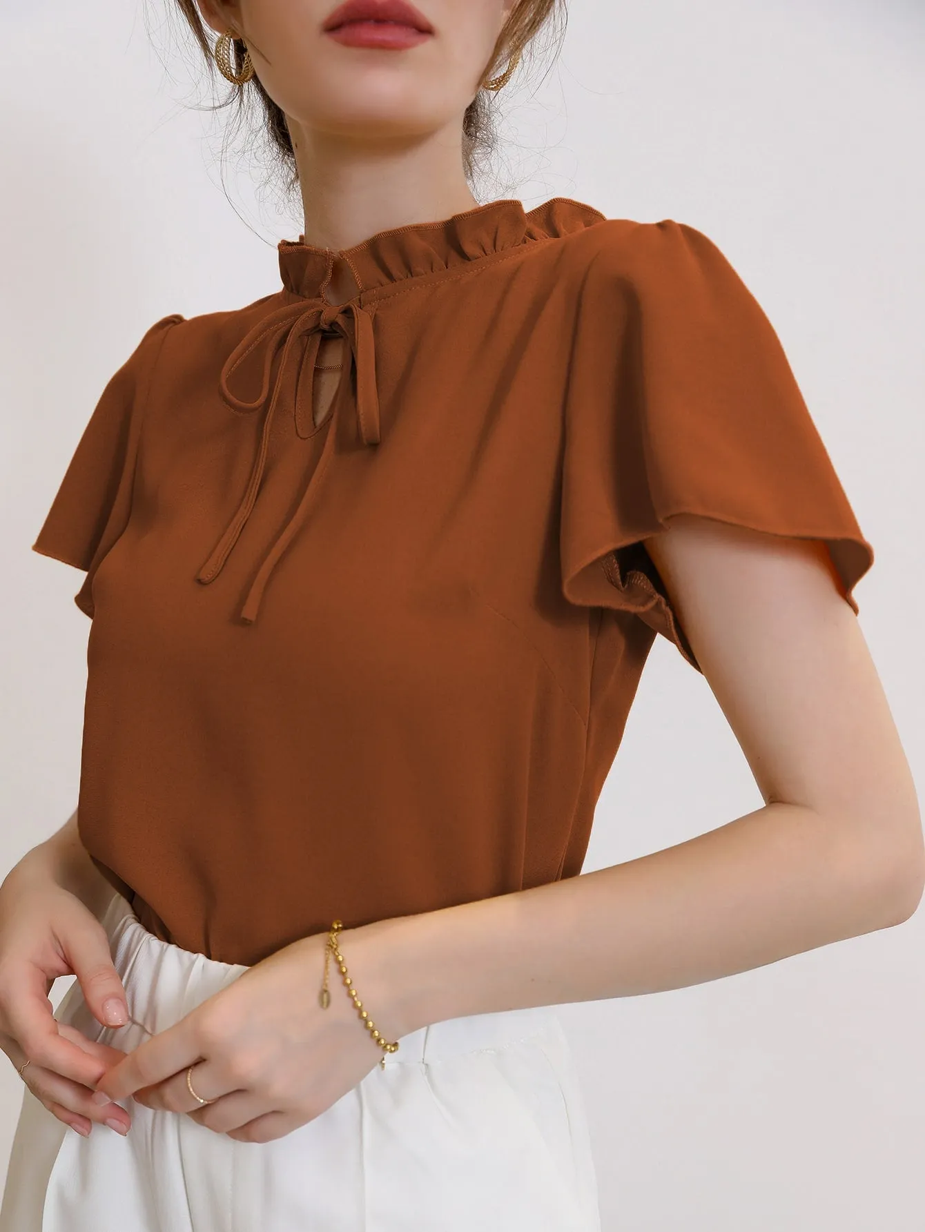 Modely Tie Neck Puff Sleeve Blouse