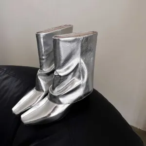 NEW & INSTOCK - Korean Style Leather Boots in Black and Silver