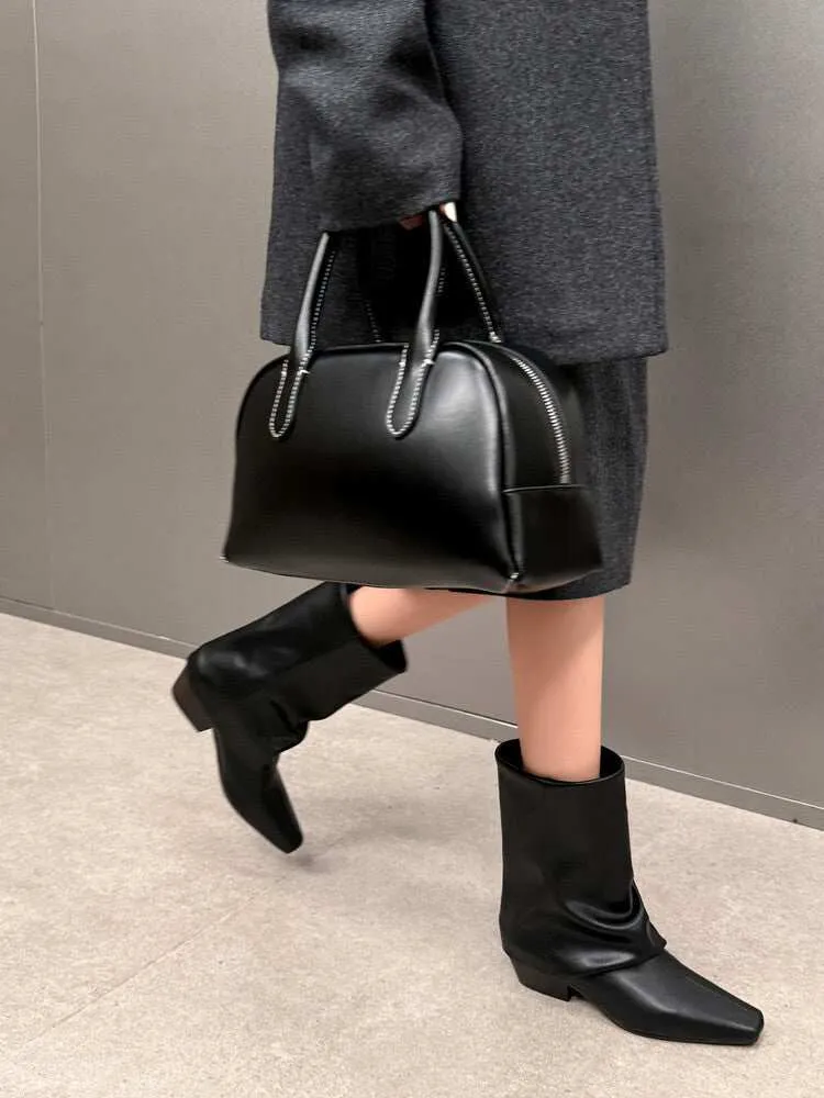 NEW & INSTOCK - Korean Style Leather Boots in Black and Silver