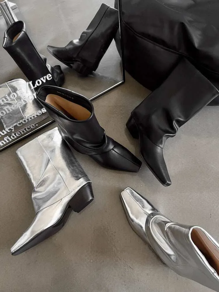 NEW & INSTOCK - Korean Style Leather Boots in Black and Silver