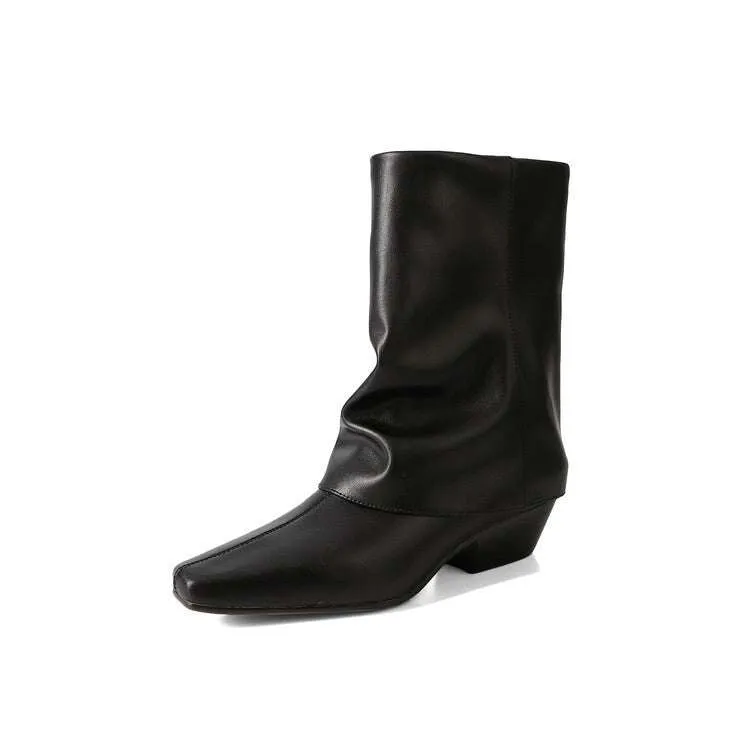 NEW & INSTOCK - Korean Style Leather Boots in Black and Silver