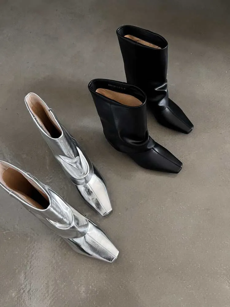 NEW & INSTOCK - Korean Style Leather Boots in Black and Silver