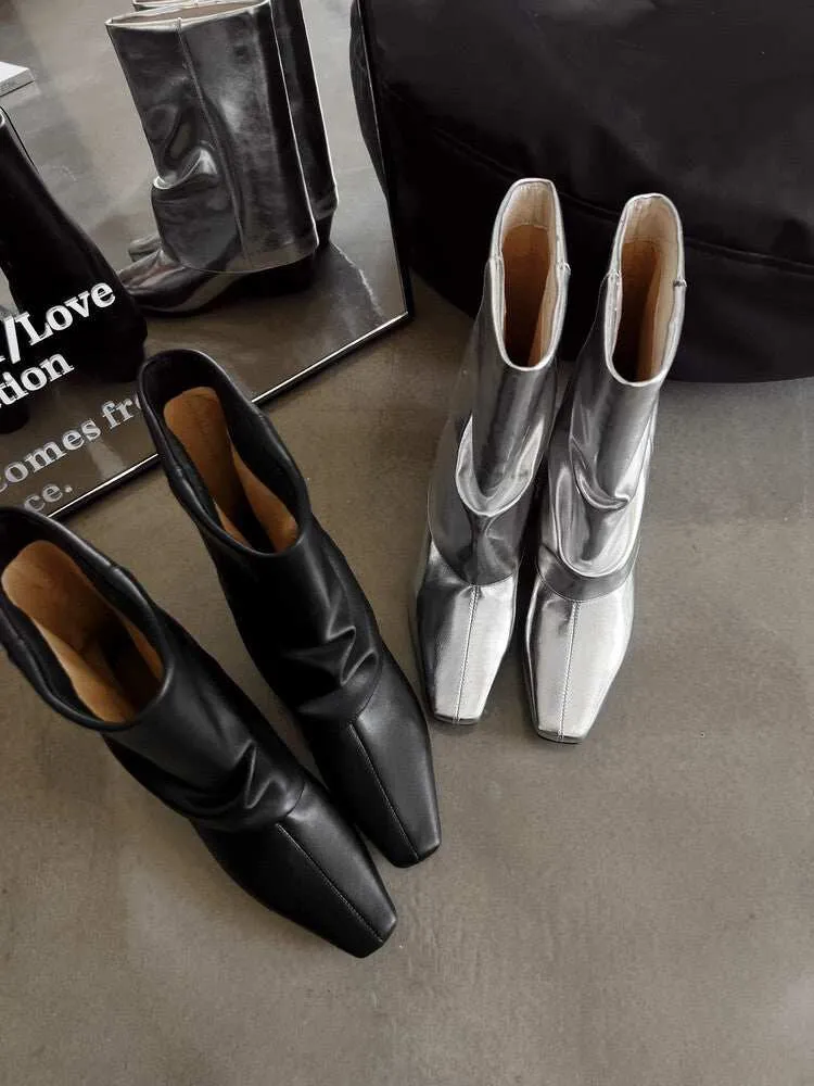 NEW & INSTOCK - Korean Style Leather Boots in Black and Silver