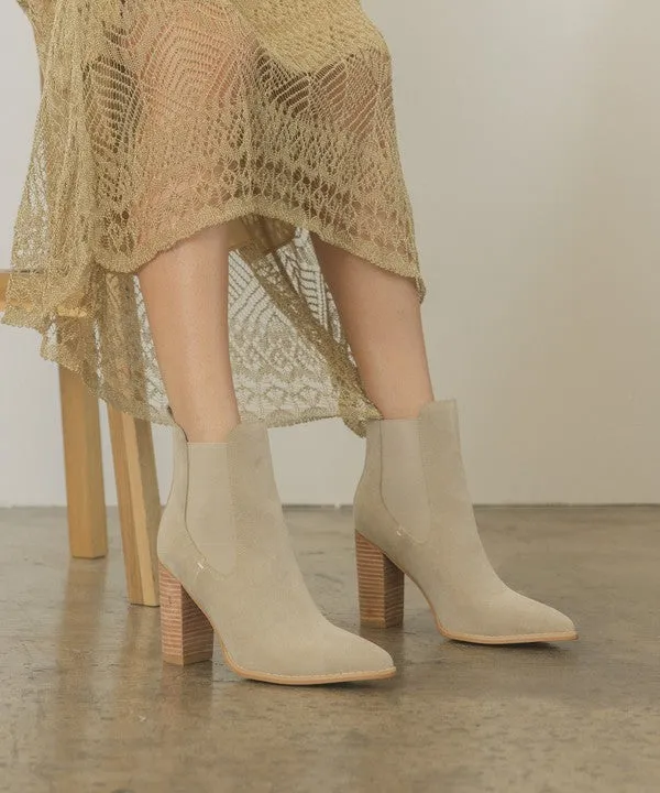 Oasis Society Esmee - Tan Chelsea Boot Block 3.5" High Heel