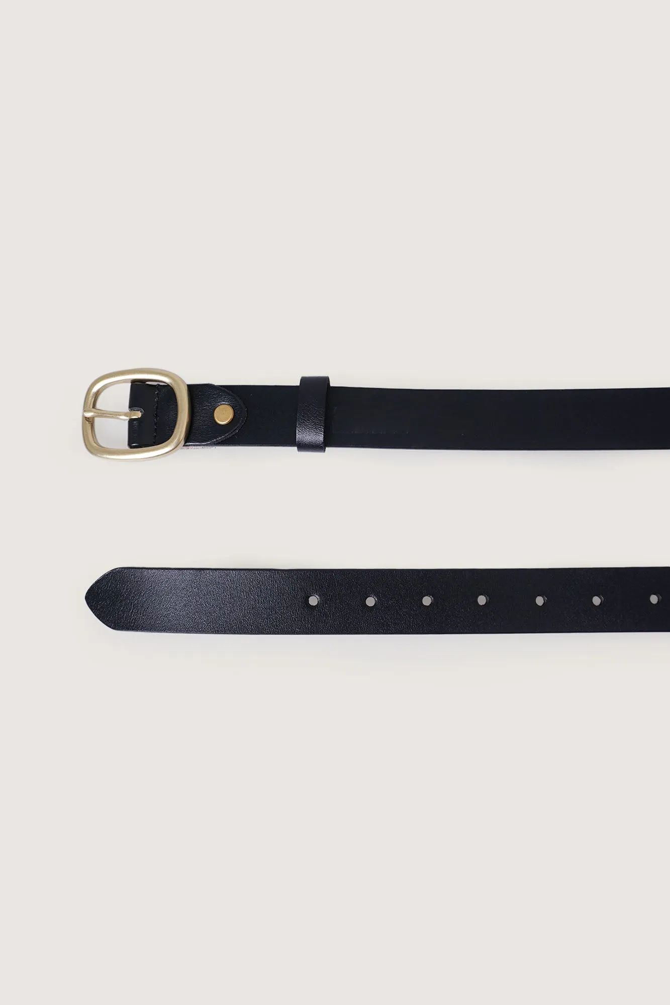 Oval Buckle Belt