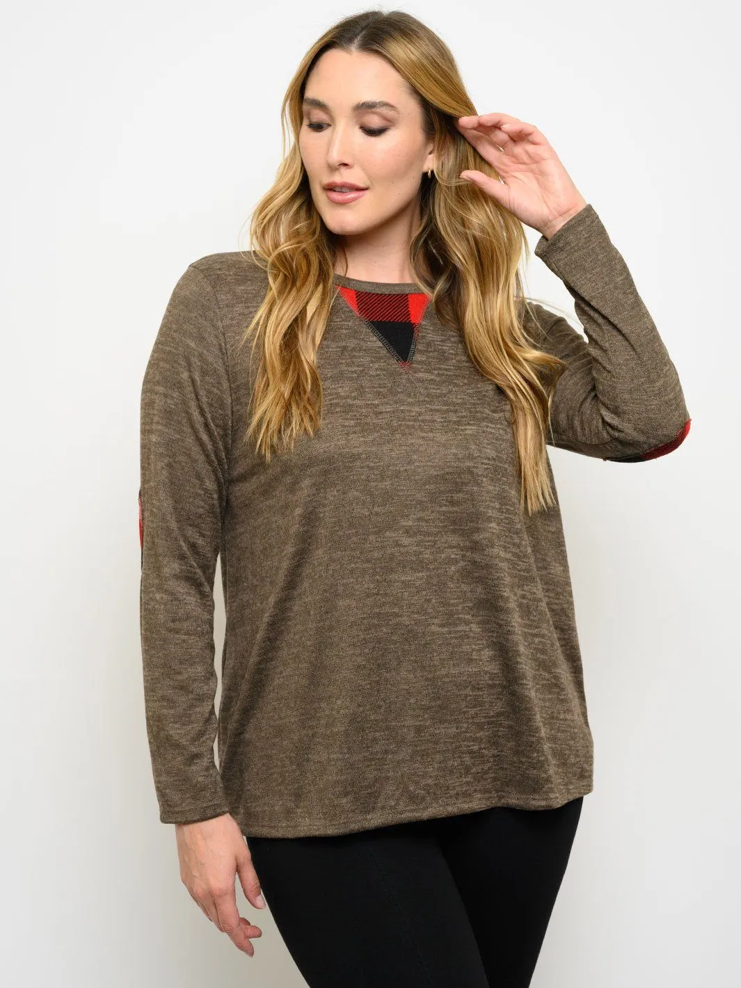 PLUS SIZE LONG SLEEVE PLAID DETAIL TOP