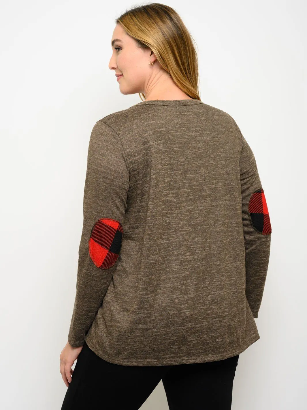 PLUS SIZE LONG SLEEVE PLAID DETAIL TOP