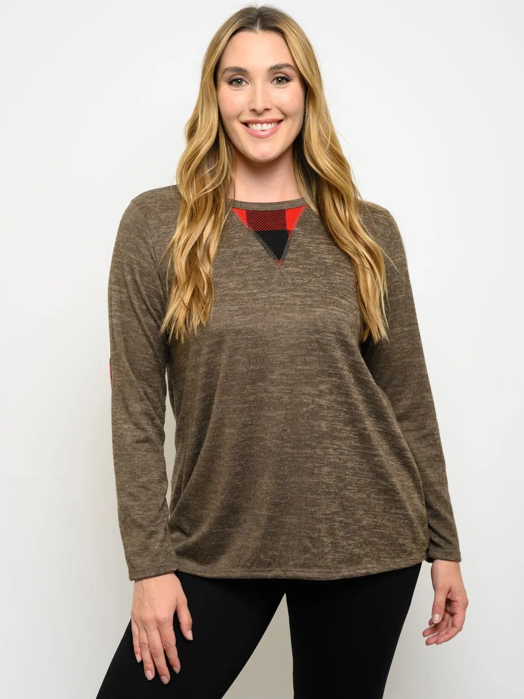 PLUS SIZE LONG SLEEVE PLAID DETAIL TOP