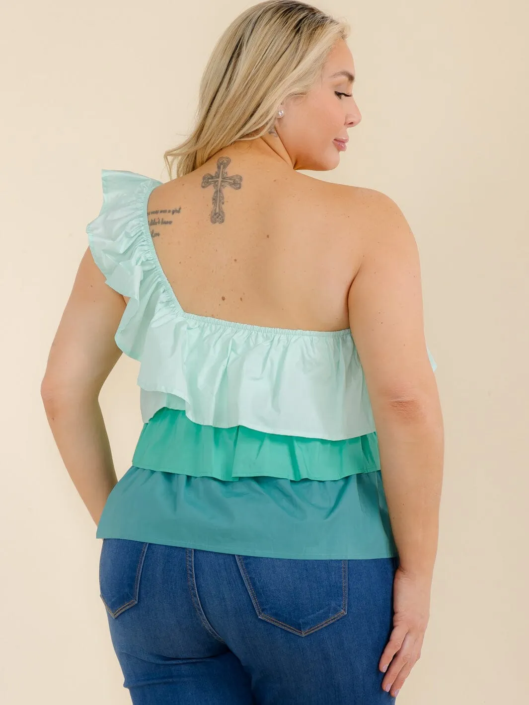 PLUS SIZE ONE SHOULDER SLEEVELES TIERED COLORBLOCK TOP