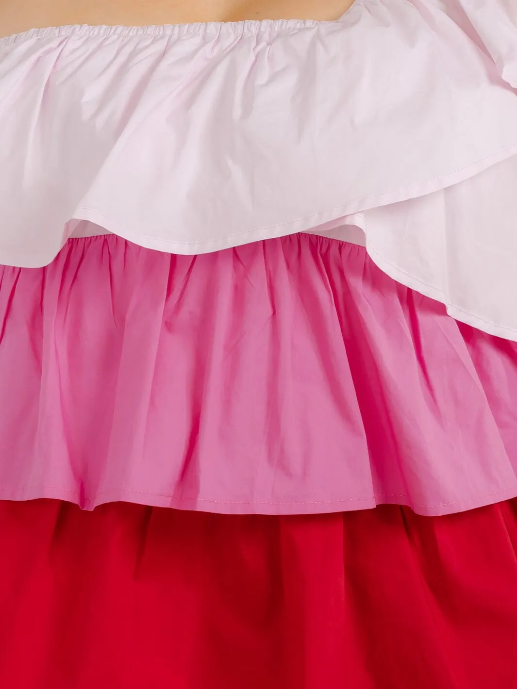 PLUS SIZE ONE SHOULDER SLEEVELES TIERED COLORBLOCK TOP