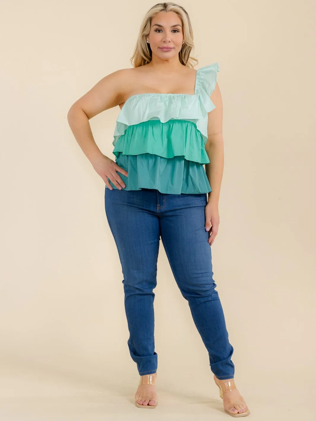 PLUS SIZE ONE SHOULDER SLEEVELES TIERED COLORBLOCK TOP